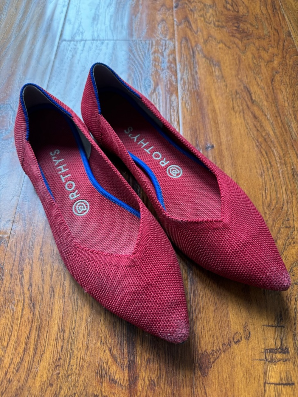 Rothy's Women's Pointed Knit Flat - Burgundy with Blue Trim